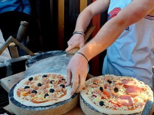 tradional pizzas, pizza oven, pink apple orchard, irelandglamping