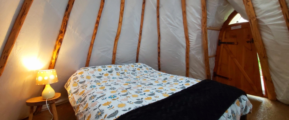 irelandglamping, glamping, leitrim, pink apple orchard, teepee, tepee